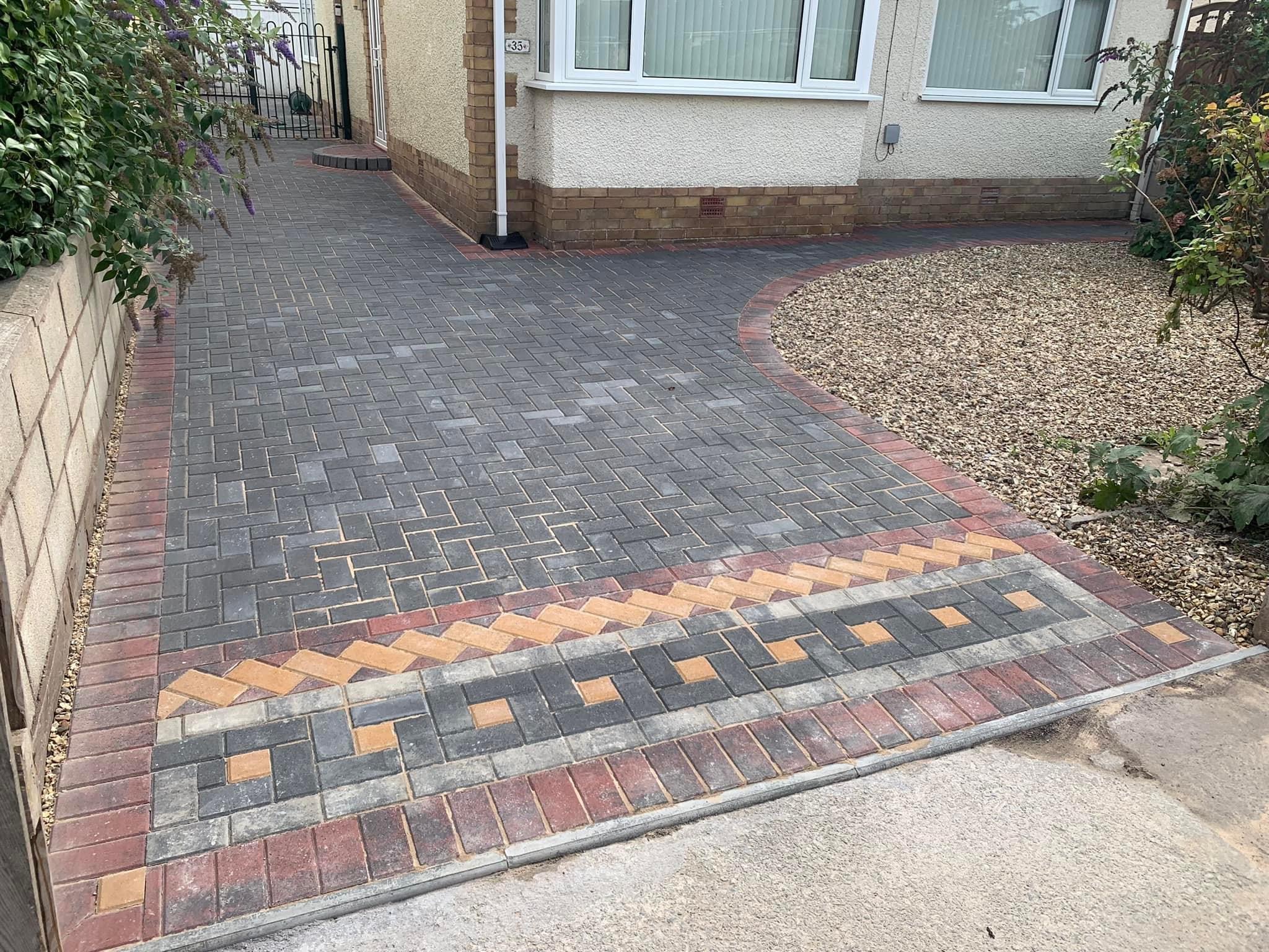Contrasting Border & Edging Installers Barnet